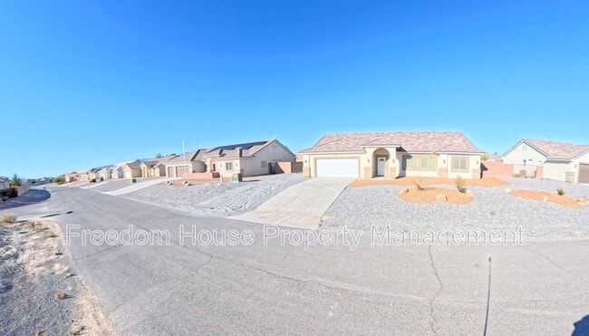 Building Photo - 4920 Honey Locust Dr