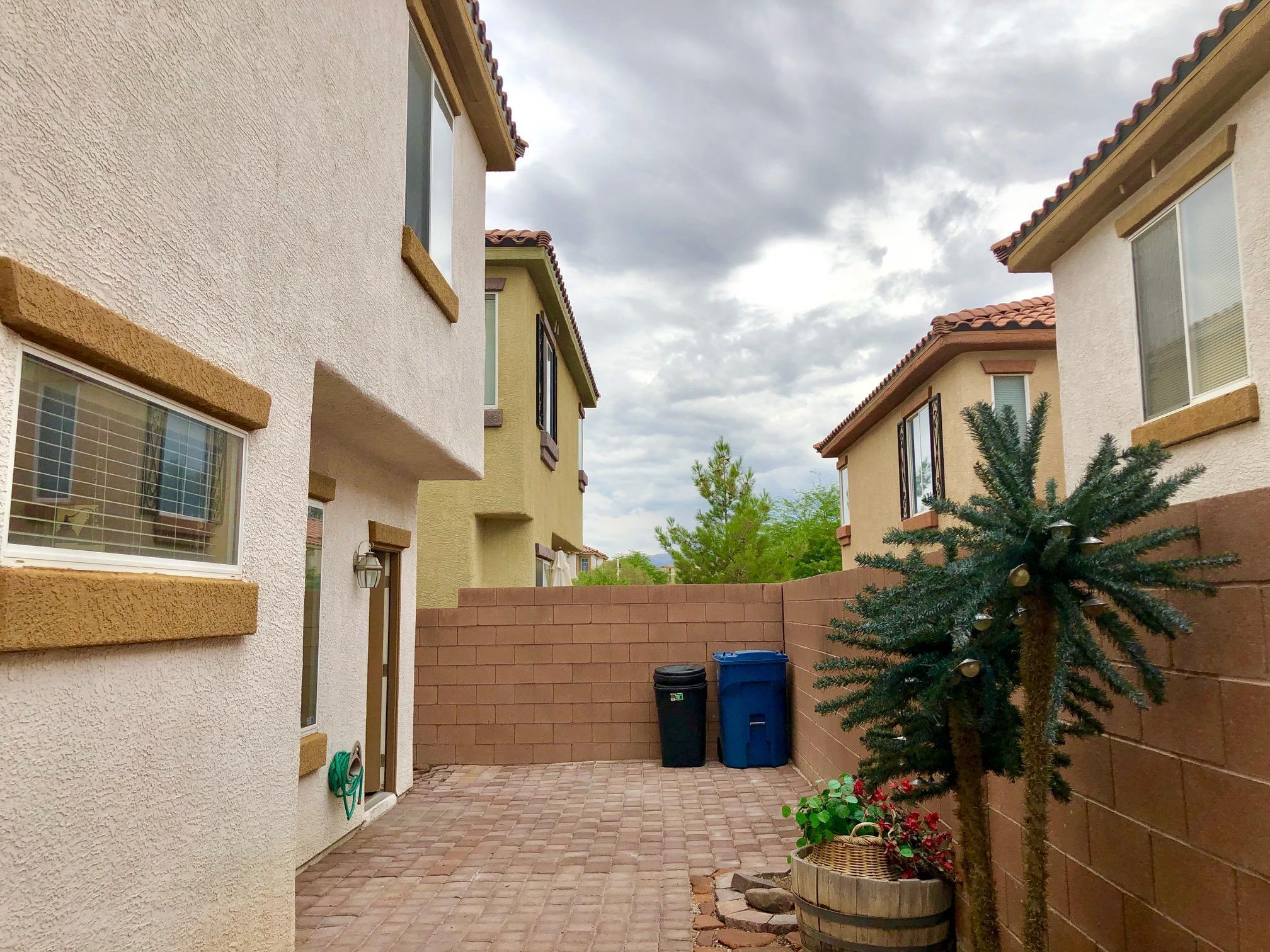 Building Photo - 7208 Bombay Reef Ct