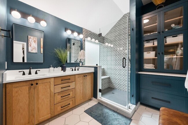 Building Photo - 8716 Bobcat Dr