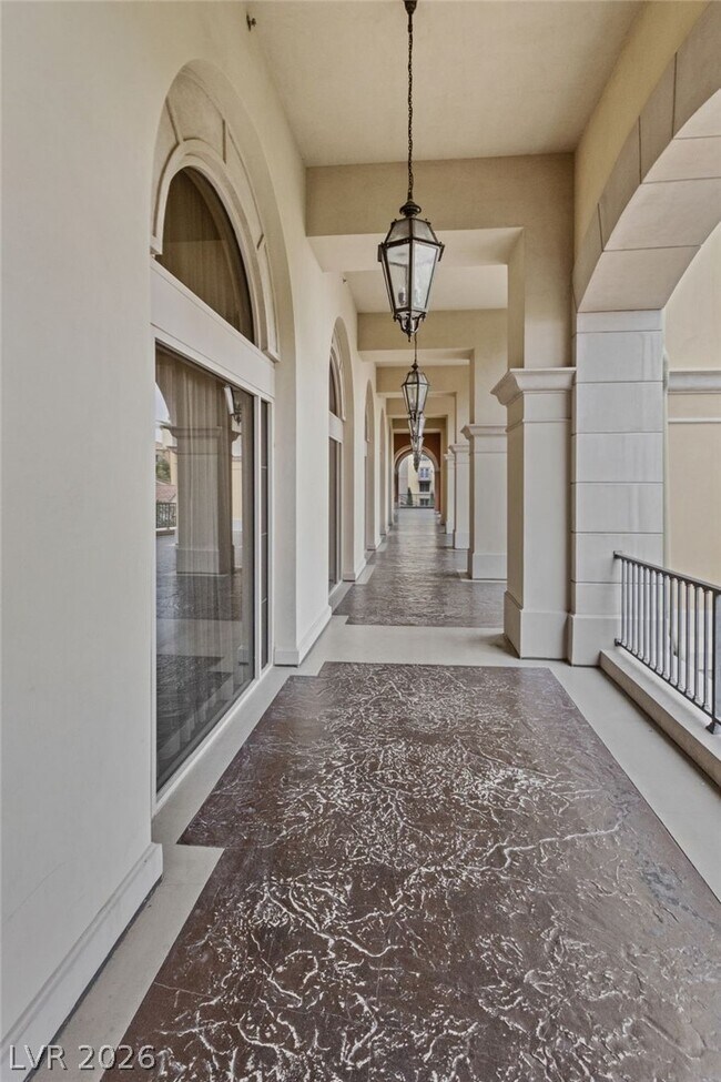 Building Photo - 1 Vita Fresco Ct