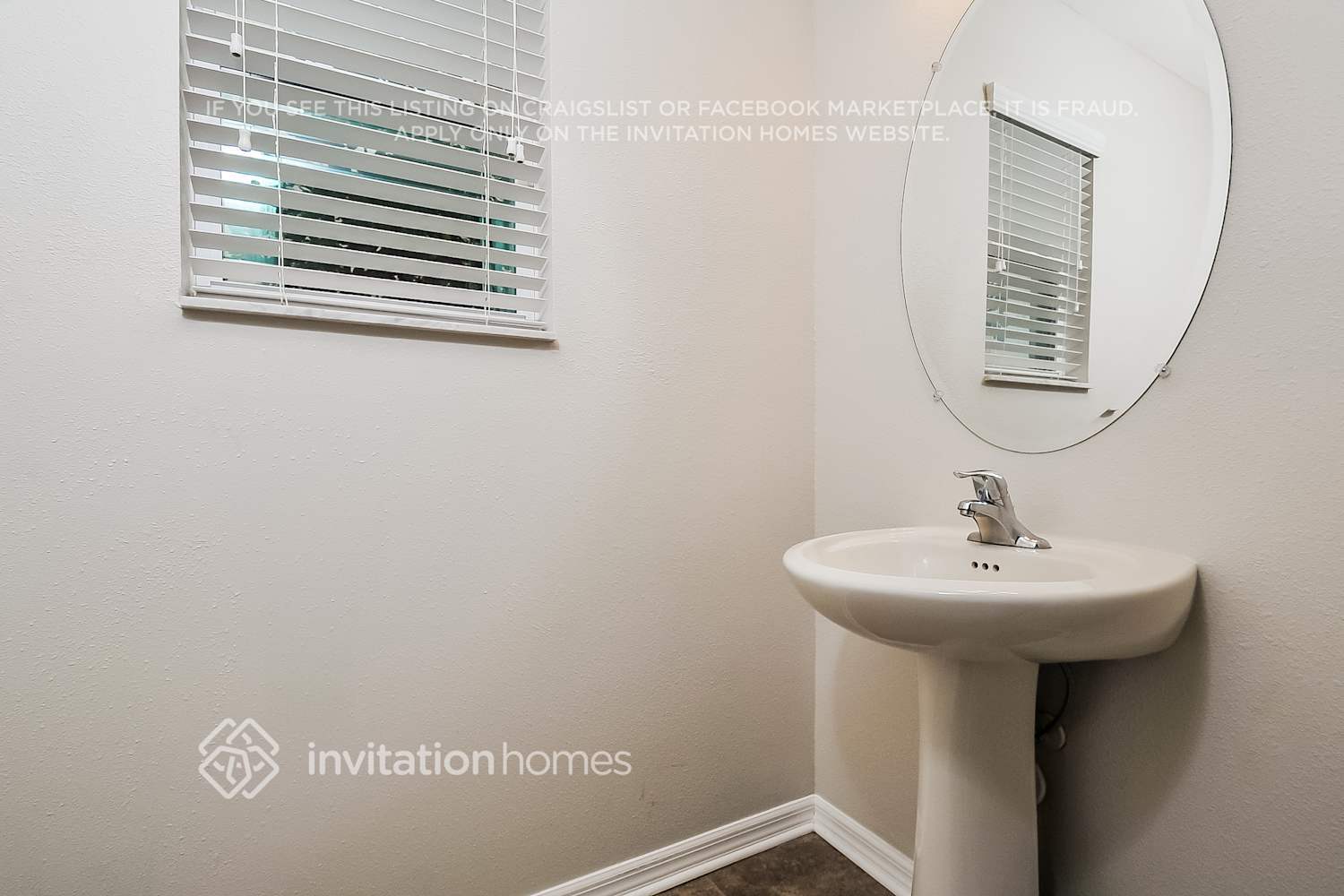 Building Photo - 6104 Fishhawk Crossing Blvd