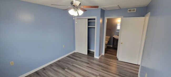 Building Photo - 1 Bed/1 Bath Apartment in Horseshoe Bend