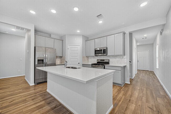 Building Photo - 8304 Bristlecone Pne Wy