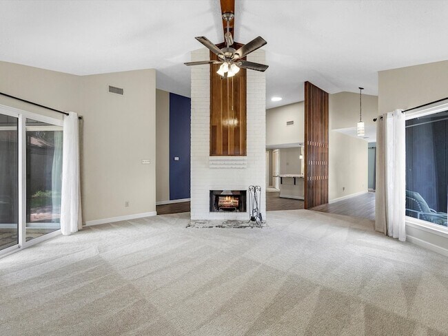 Building Photo - 8327 Silvan Wind Ln