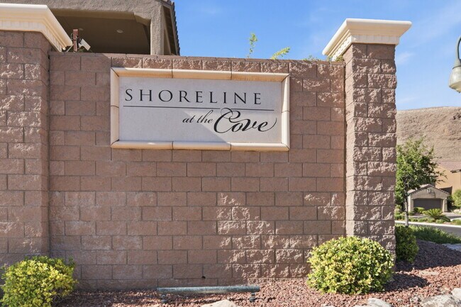 Building Photo - 3158 Molinos Dr