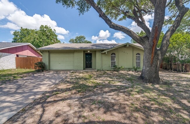 Building Photo - 3 Bed/2 Bath Hidden Treasure in Garland