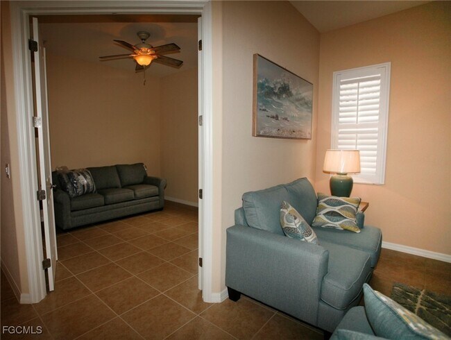 Building Photo - 11070 Esteban Dr