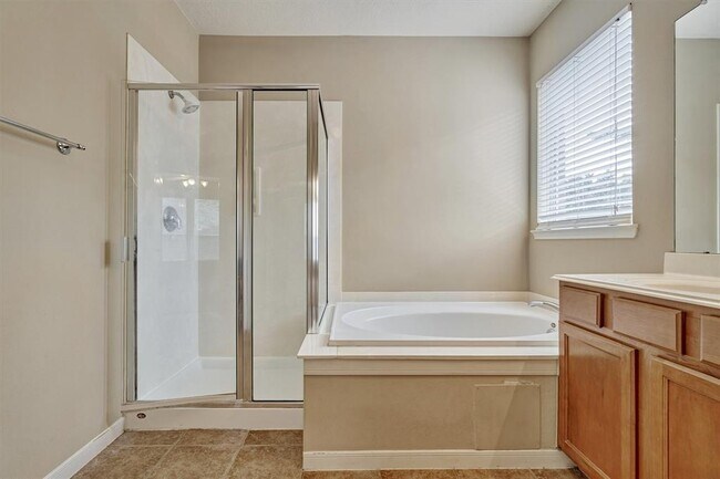 Building Photo - 30835 Imperial Walk Ln