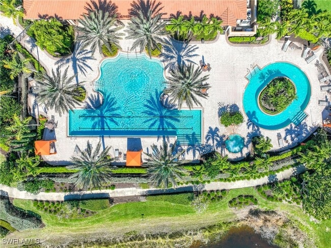 Building Photo - 8110 Calle Canovas St