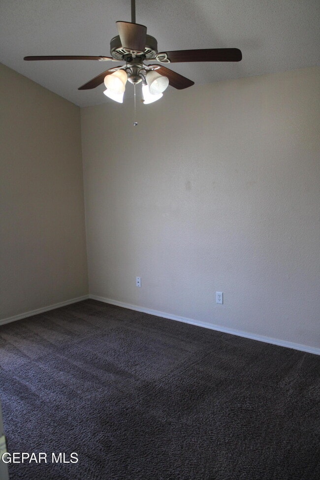 Building Photo - 12101 Picasso Dr
