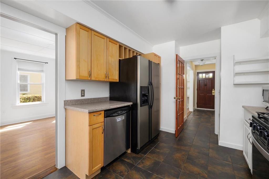 Building Photo - 272 Boulevard