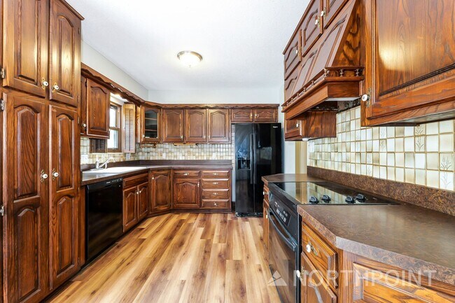 Building Photo - 3 BR/2BA | Newly Renovated Single Family Home | 2-Car Covered Parking | Front yard