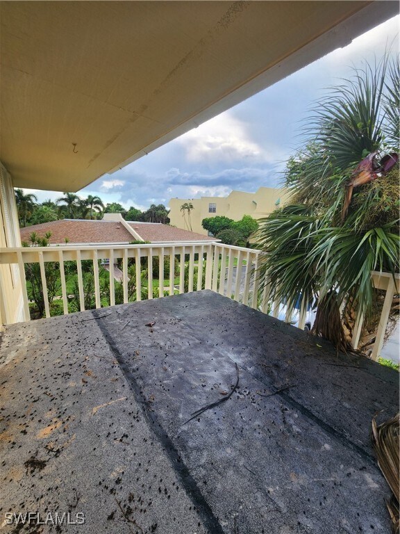 Building Photo - 925 Palm View Dr