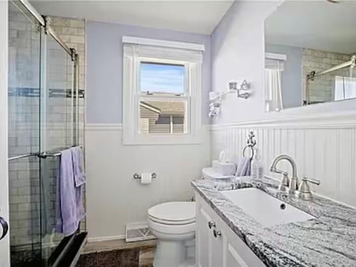 Building Photo - 10 Stanton Ave