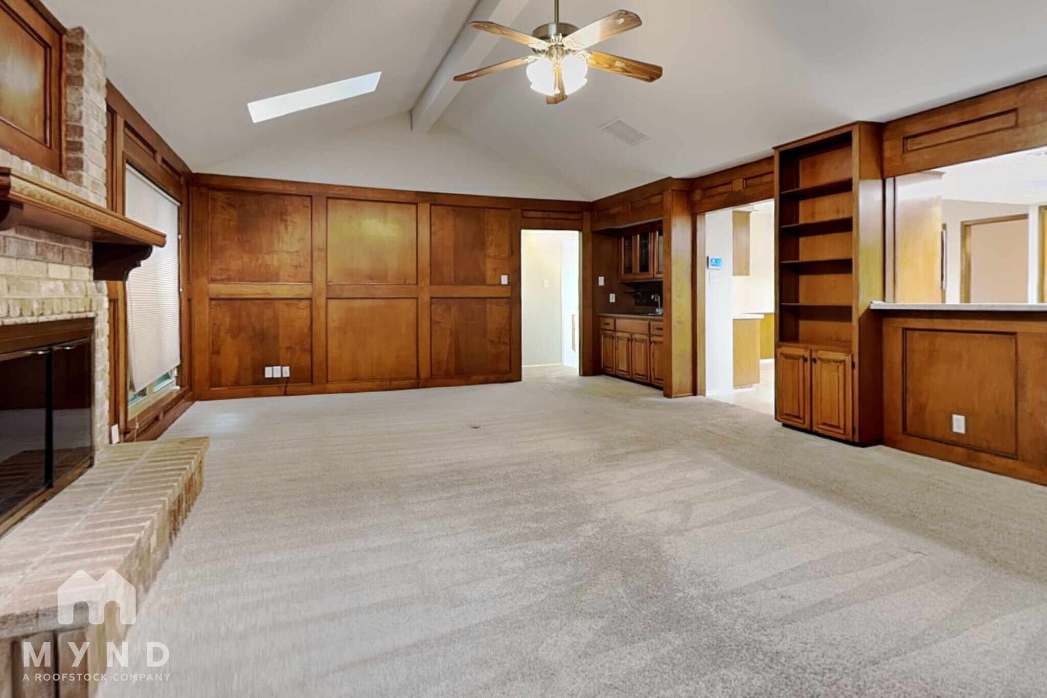 Building Photo - 15710 Fern Ridge St