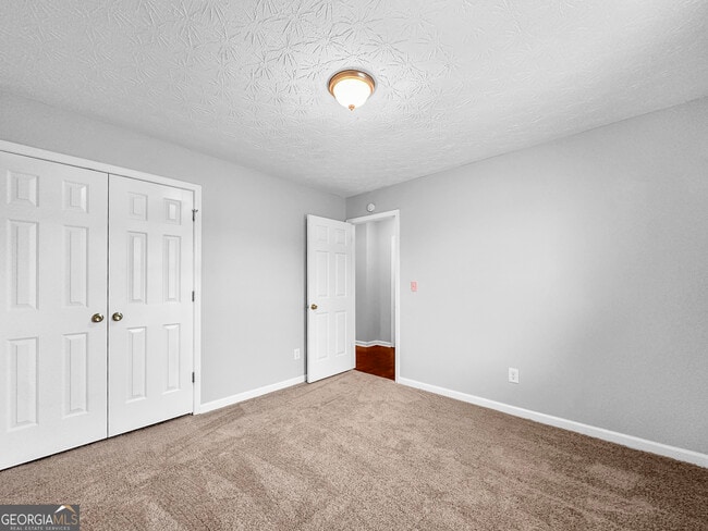 Building Photo - 112 Tyler Way