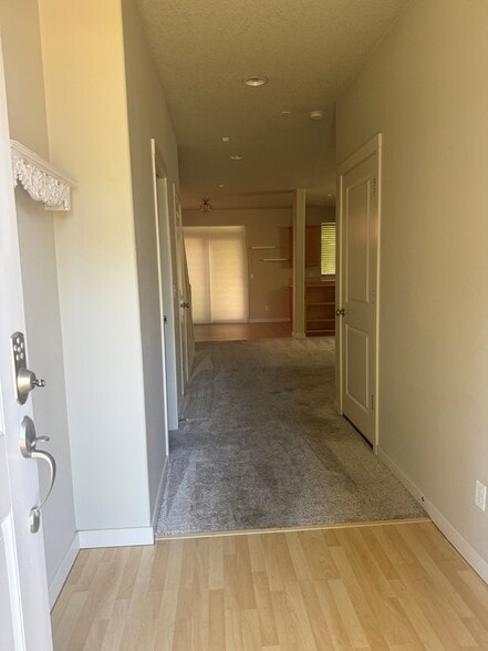 Building Photo - 10722 SE 75th Ave