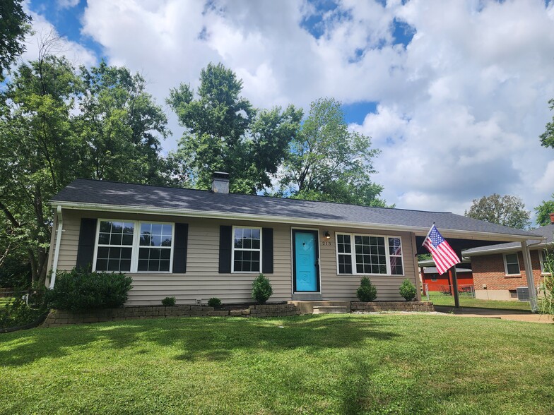 Primary Photo - 213 Ramsey Ln