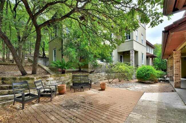 Building Photo - 2101 N Lamar Blvd