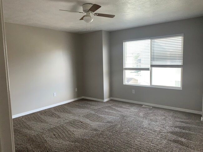 Building Photo - 5033 W Black Granite Way