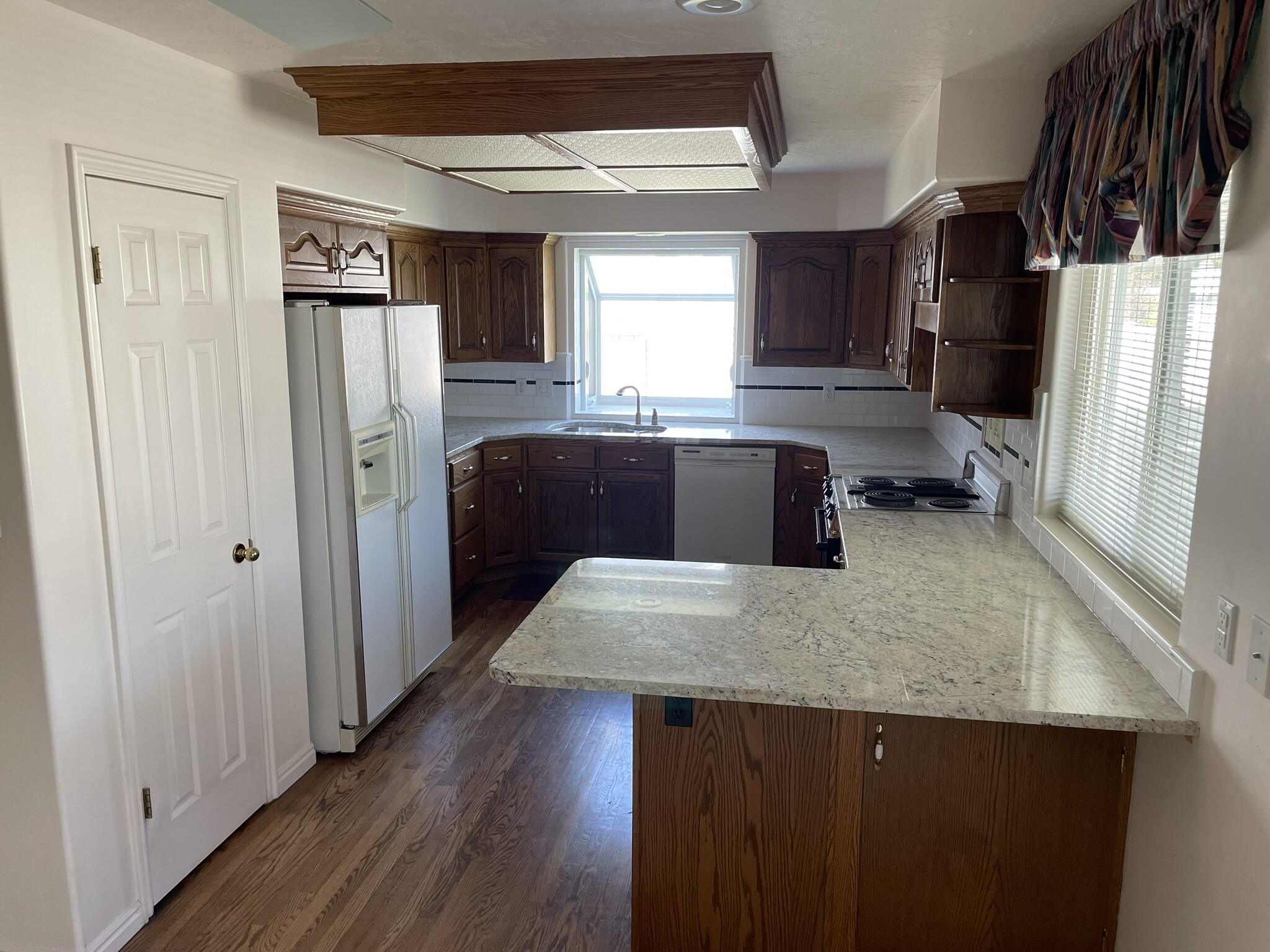 Building Photo - 132 N 170 E