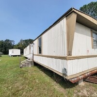 Building Photo - 472 Ruben Wells Rd