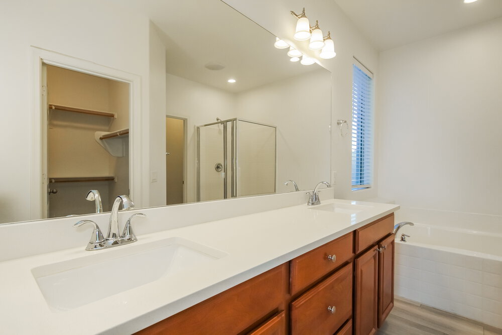 Building Photo - 5439 W Fetlock Trail