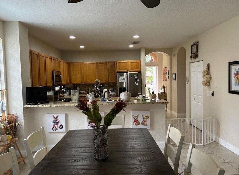Building Photo - 759 Gazetta Way