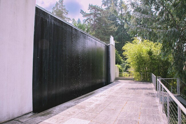 Building Photo - One of a kind private estate on Gravelly Lake in Lakewood