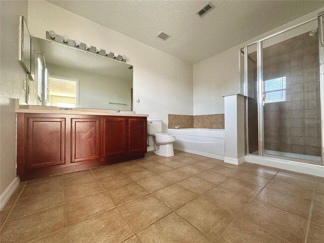 Building Photo - 224 Rona Ln