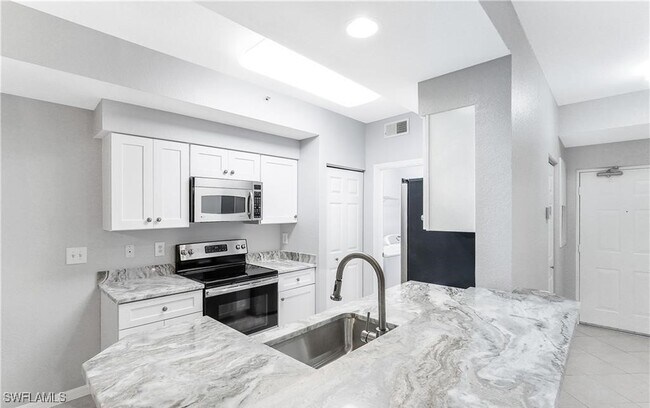 Building Photo - 4635 St Croix Ln