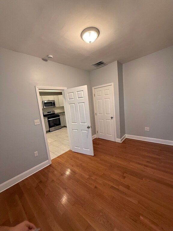 Building Photo - 100 Intervale St