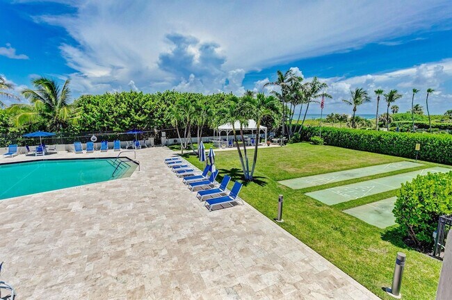 Building Photo - 145 S Ocean Ave