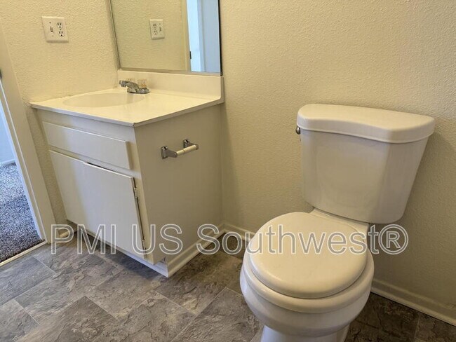 Building Photo - 364 Rio Grande Ct