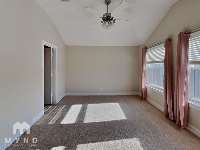 Building Photo - 8705 Bryam St