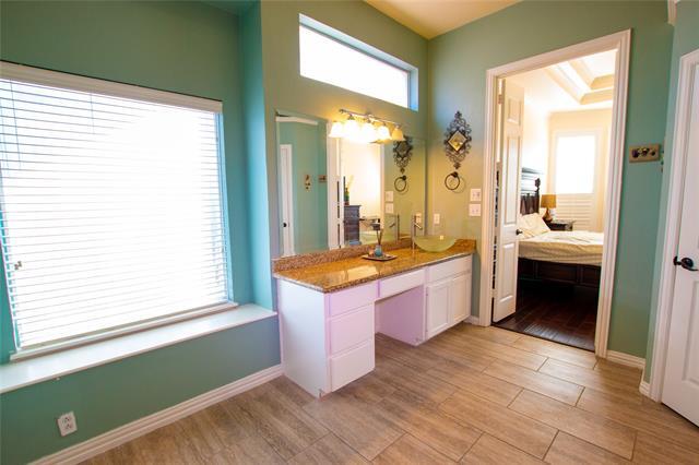 Building Photo - 8209 Fountain Springs Dr