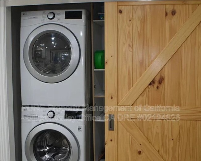 Building Photo - 21518 Almaden Rd