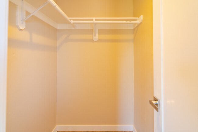 Building Photo - 5041 Art St