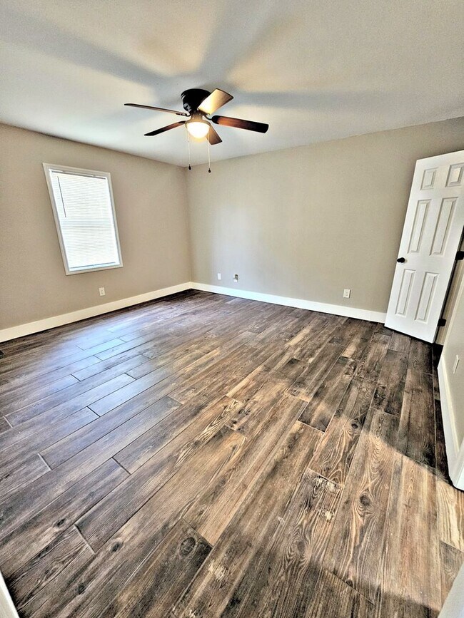 Building Photo - Apartment 2BR/1BA Decatur SW