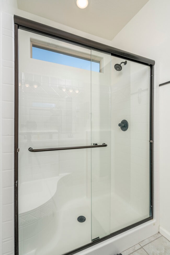 Building Photo - 750 W Torino Pl