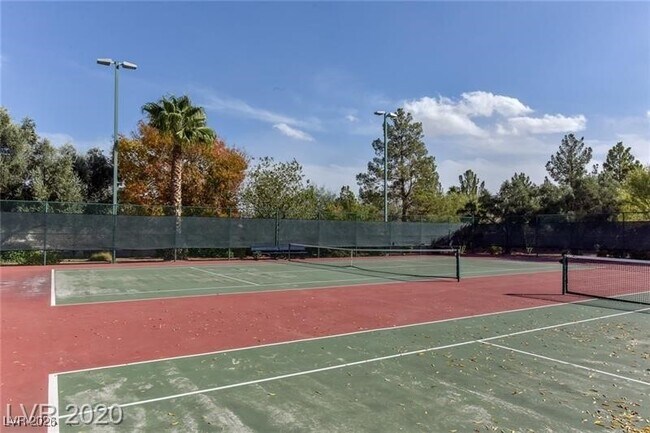 Building Photo - 167 Mountainside Dr