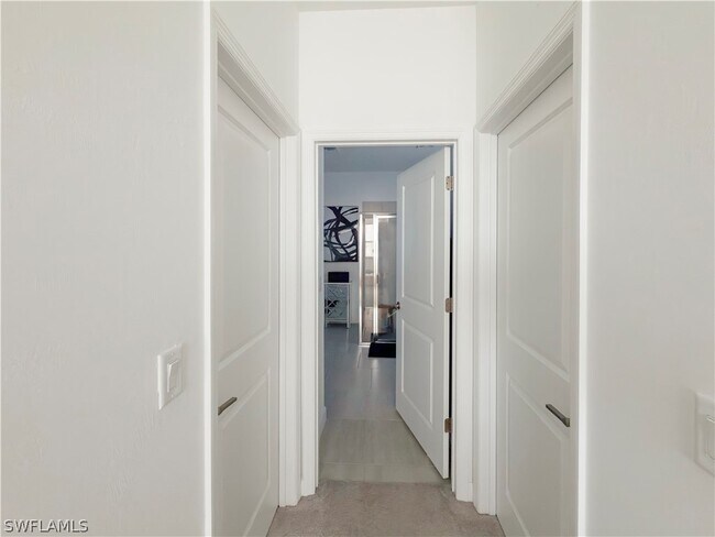 Building Photo - 18347 Ridgeline Dr