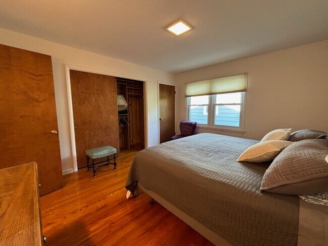 Building Photo - Furnished, Lakefront Living on Duncan Lake, Caledonia