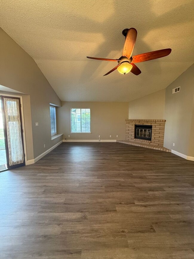 Building Photo - 4700 Wetherby Ct