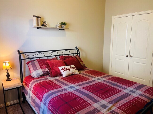 Building Photo - 2119 Coldwater Bridge Ln