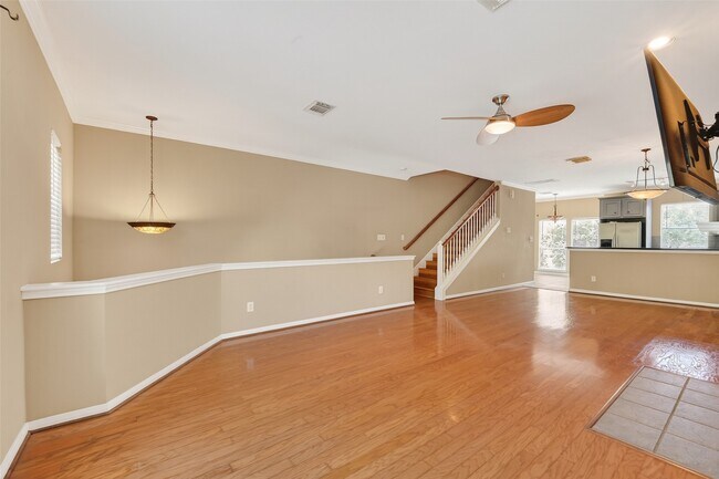 Building Photo - 2804 Chenevert St