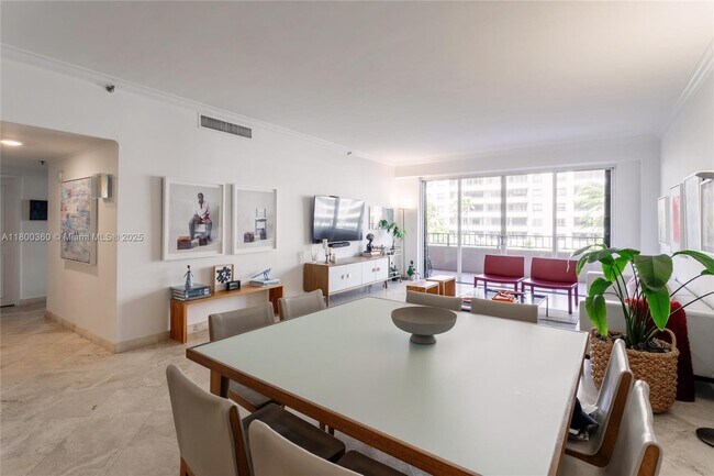 Building Photo - 201 Crandon Blvd