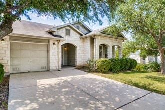 Building Photo - 2214 Sun Chase Blvd