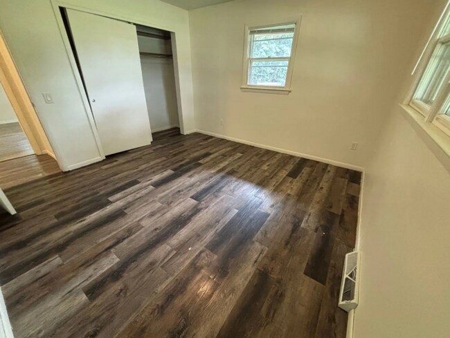 Building Photo - 5305 Carnation Wy