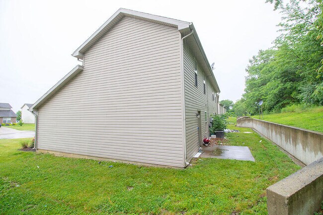 Building Photo - 1413 Greensboro Dr